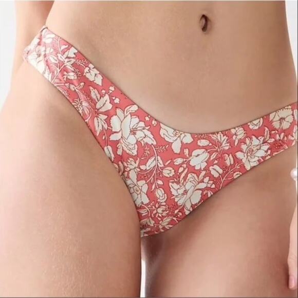 J. Crew Curved Waist Cheeky Bikini Bottom in Tossed Floral Size 3X - Picture 1 of 6